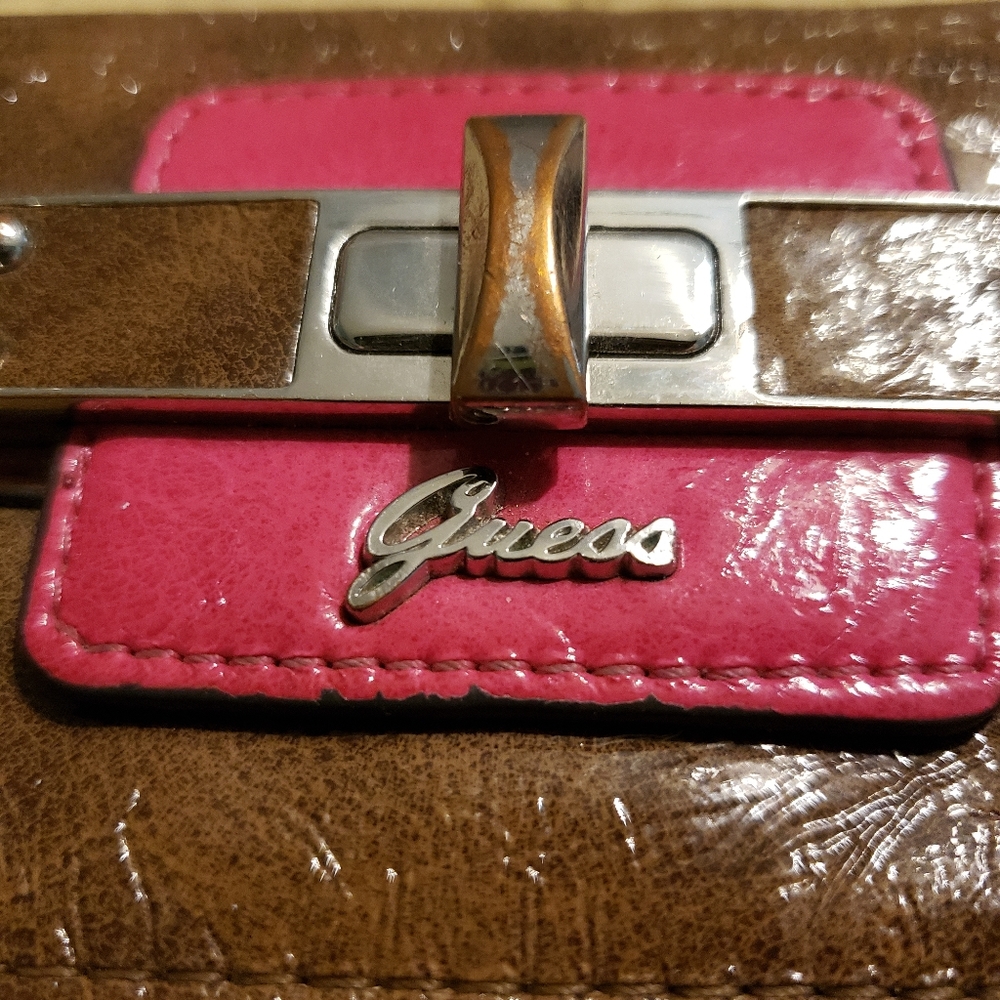 Guess wallet